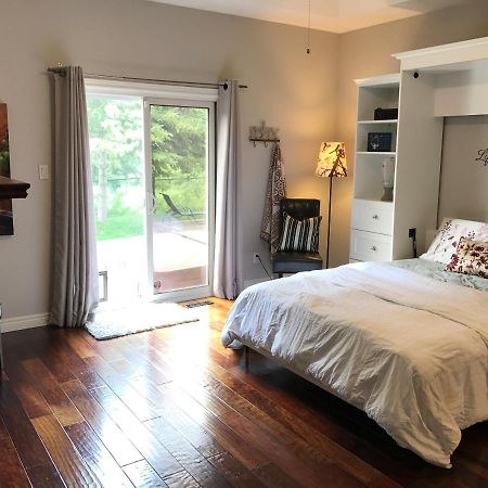 Cozy Luxury On The Thames In Ontario! Daire Londra Dış mekan fotoğraf