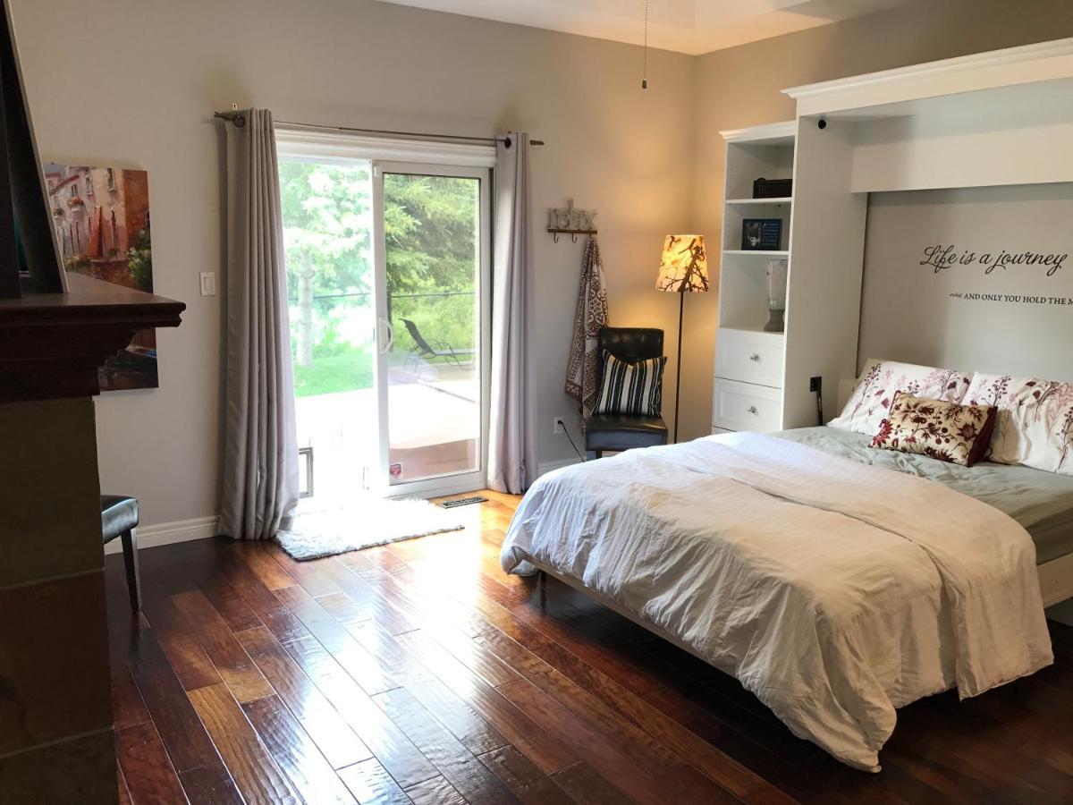 Cozy Luxury On The Thames In Ontario! Daire Londra Dış mekan fotoğraf